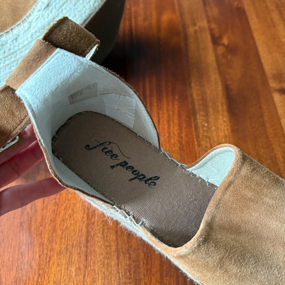 Free People Tan Suede Sandals - Picture 3 of 4